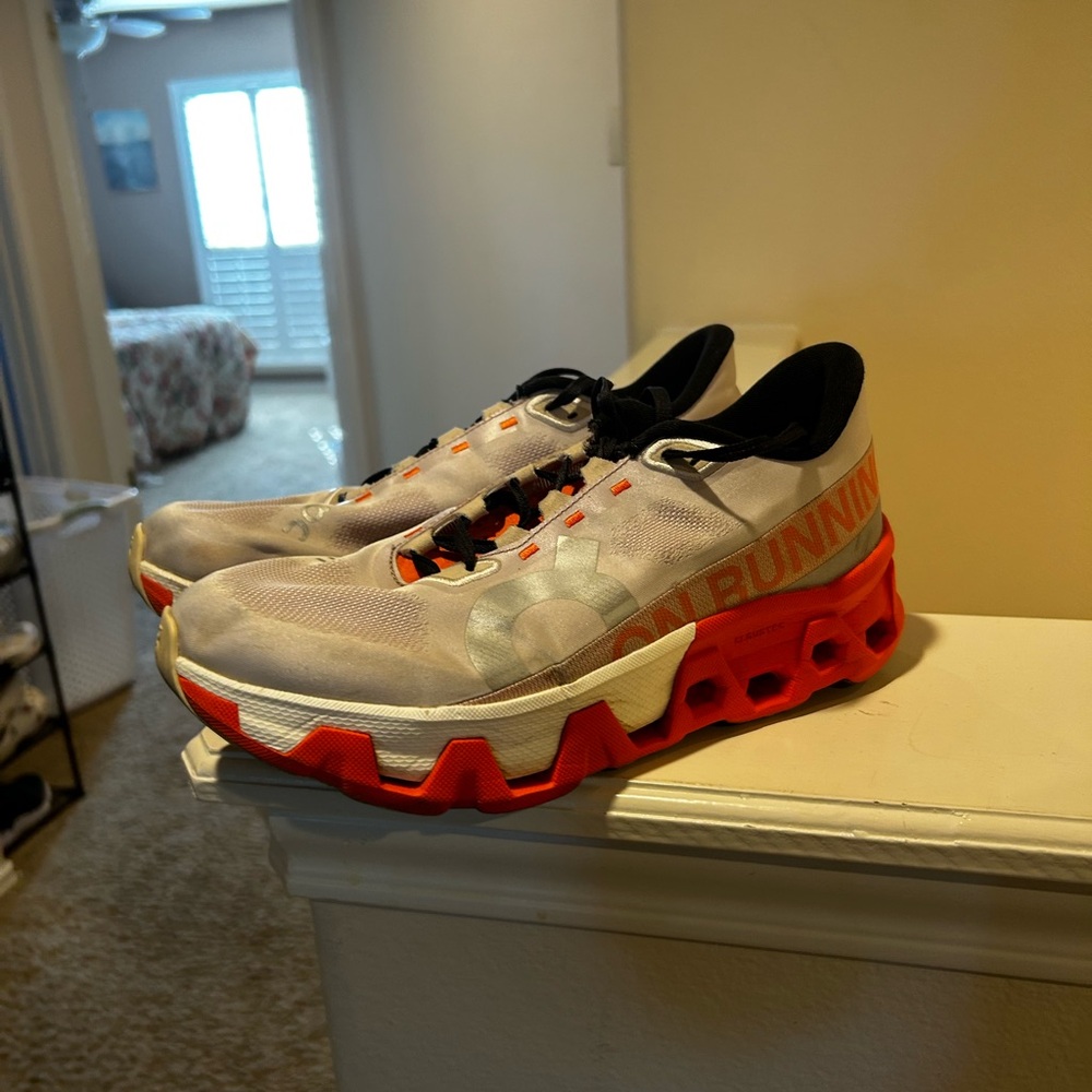 On Cloudmonster Hyper - image 1